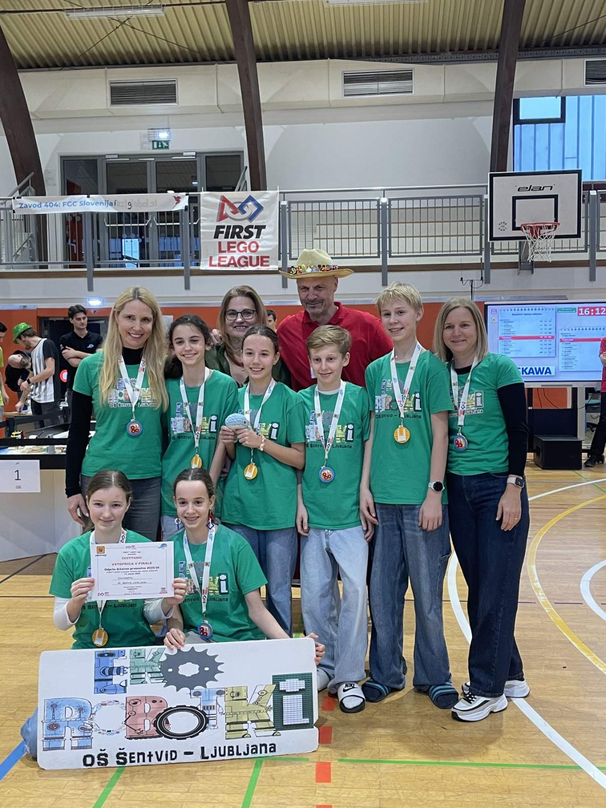 Drugi na regijskem tekmovanju.